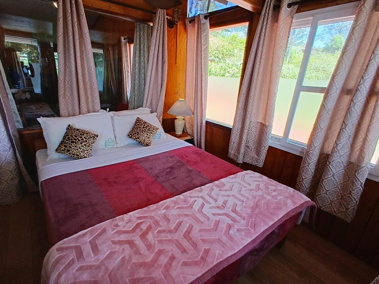 De Rock Jungle Living Resort Coonoor Exteriör bild